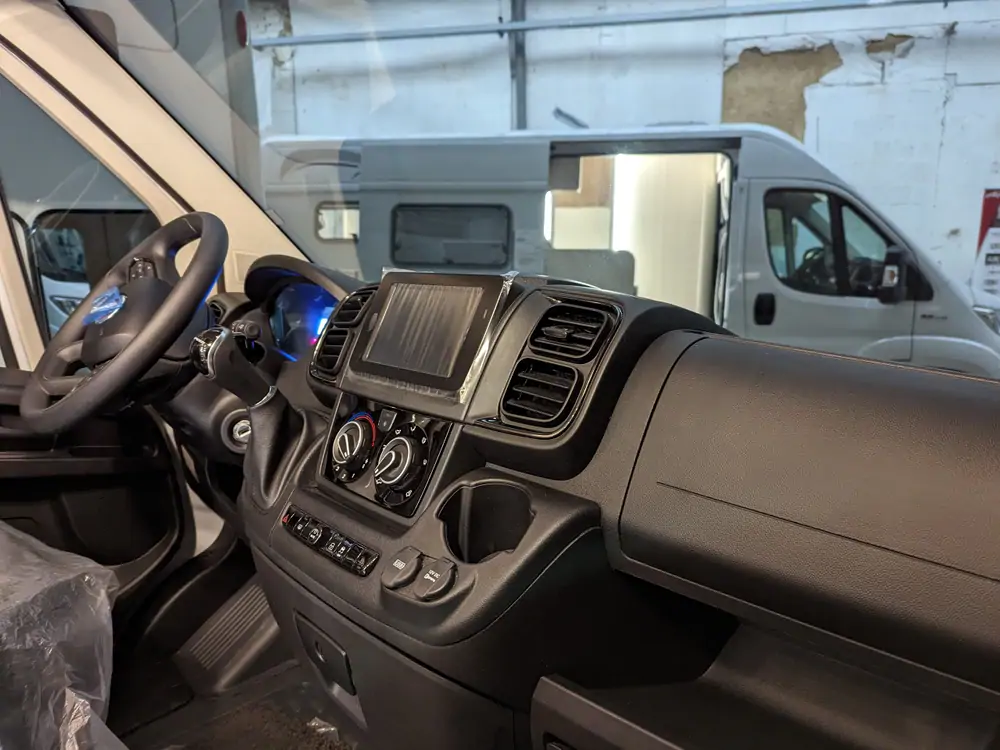 Nouveau ACROSS CAR AERO 690 LD 7