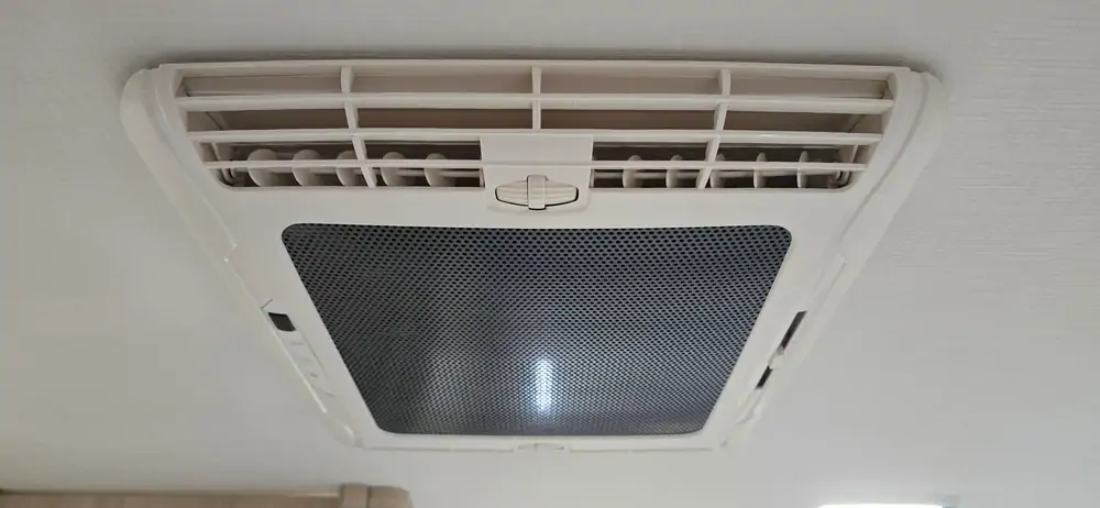Occasion CARAVELAIR Antares Titanium 455 13