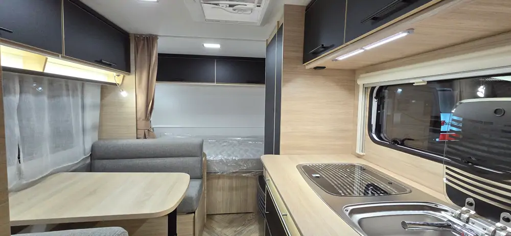 Nouveau CARAVELAIR 486 SPORT LINE 6