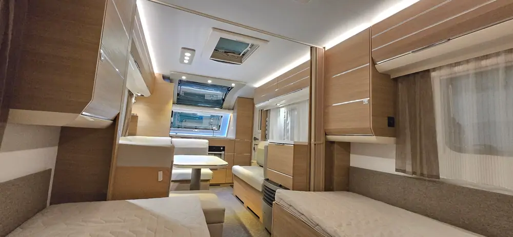 Occasie ADRIA ADORA 613 HT 7