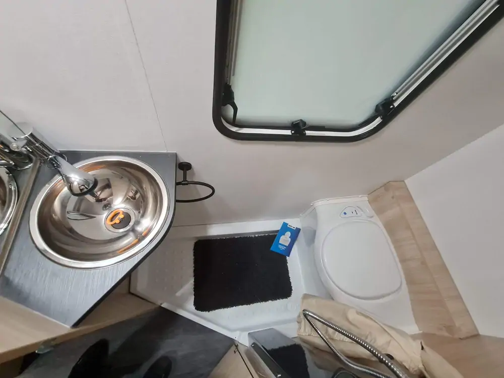 Occasion CARAVELAIR ALBA 497 STYLE 13