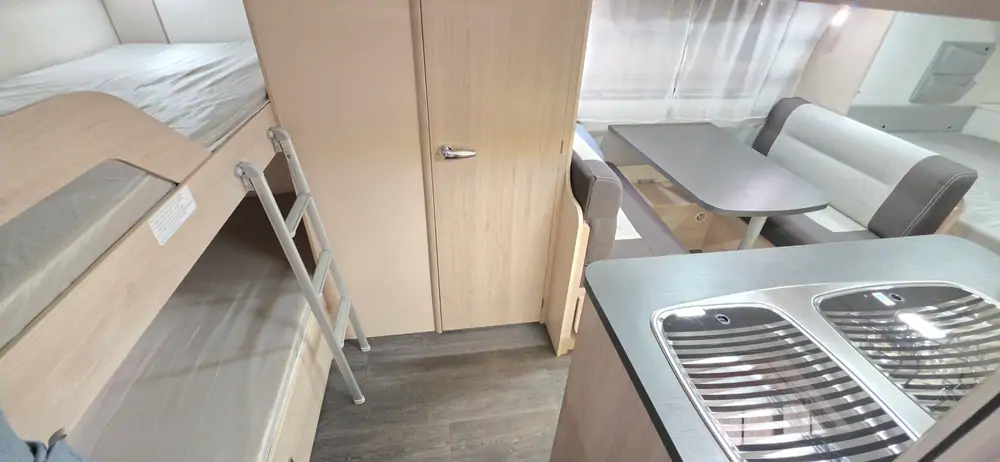 Occasion CARAVELAIR ALBA STYLE 486 FAMILY 10
