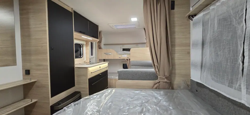 Nieuw CARAVELAIR 476 SPORT LINE 14