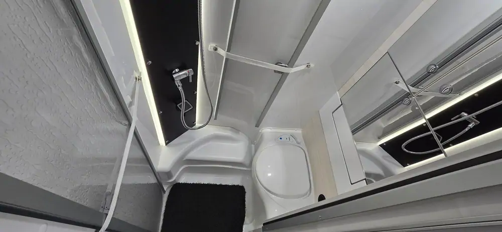 Nouveau CARAVELAIR 520 EXCLUSIVE LINE 11