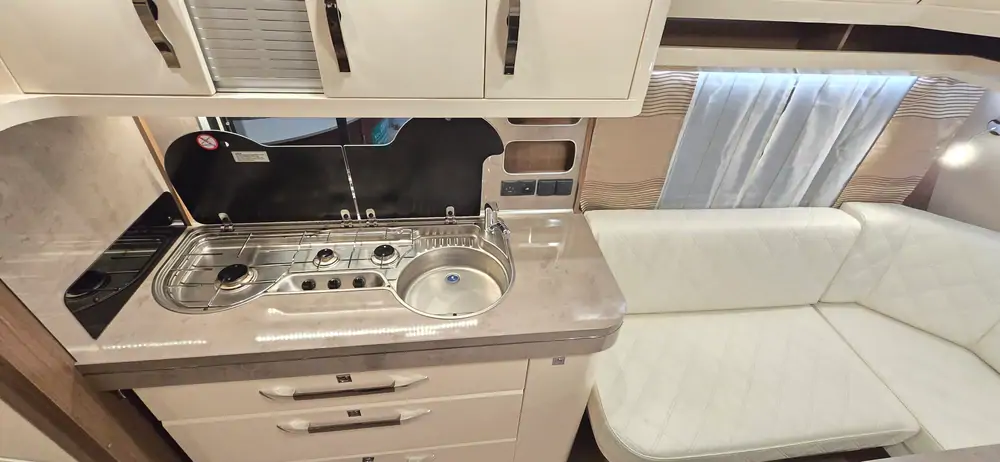 Occasion HOBBY PRESTIGE 560 6