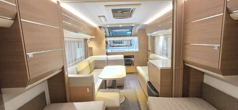 Occasie ADRIA ADORA 613 HT 4