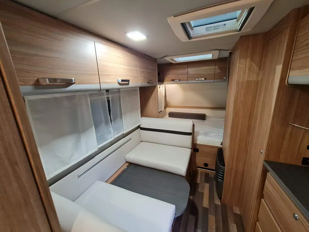 Neuf TABBERT TABBERT Turiano 420 QD/F 2025 l Caravanexpo
