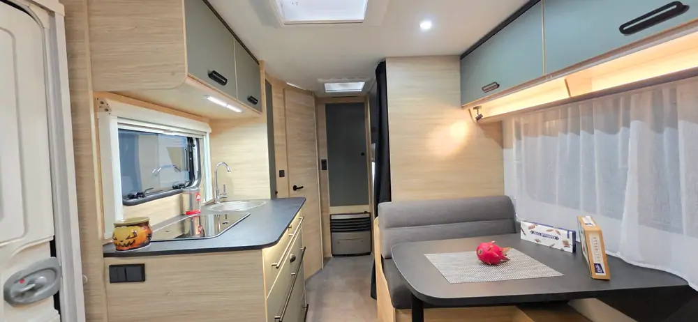 Nouveau CARAVELAIR 496 SPORT LINE 5