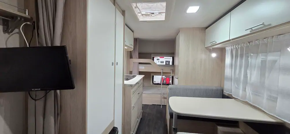 Occasion CARAVELAIR Alba 486 familly 3