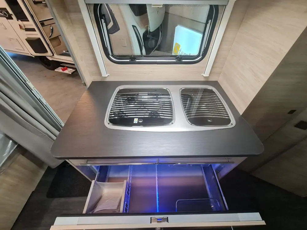 Occasion CARAVELAIR ALBA 497 STYLE 15