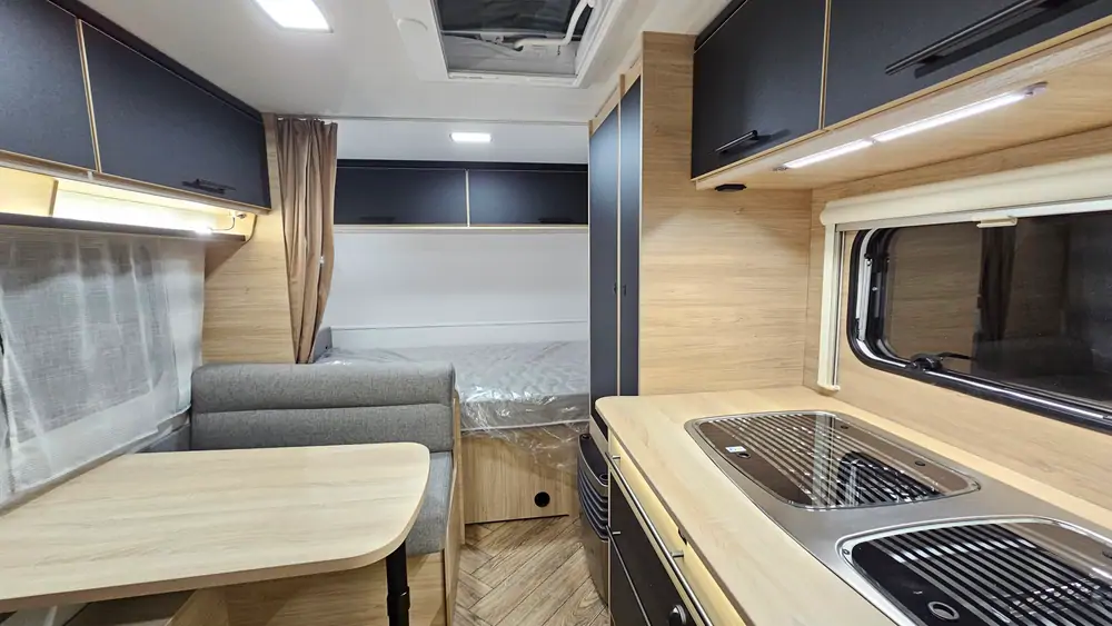 Nouveau CARAVELAIR 486 SPORT LINE 5