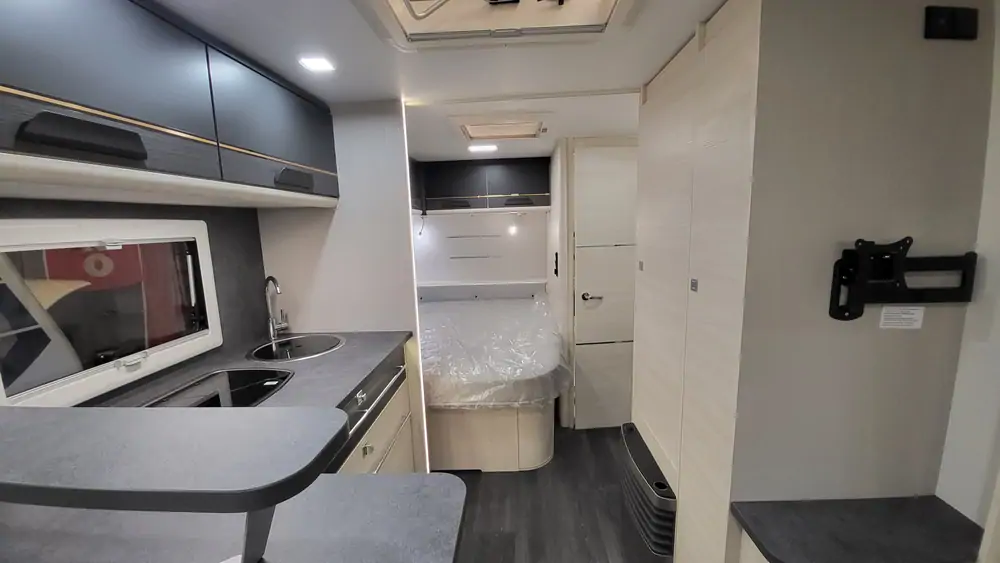 Nouveau CARAVELAIR ARTICA 520 5