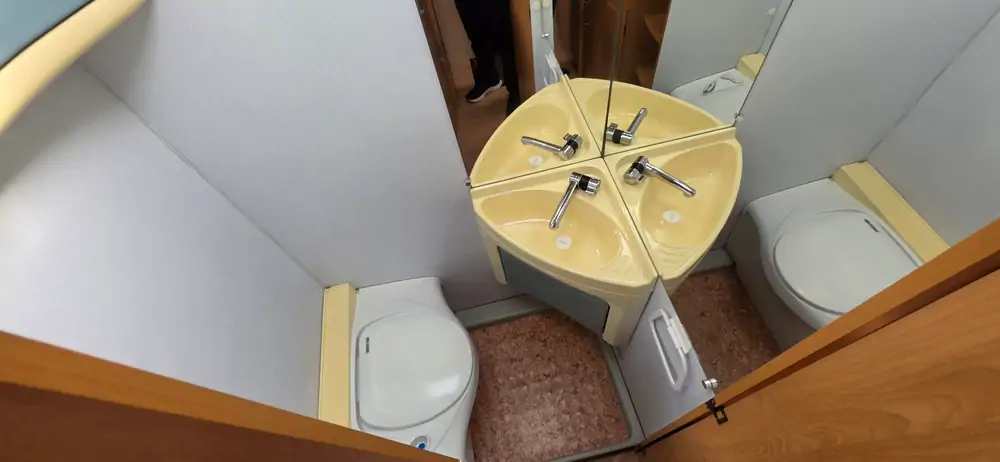 Occasion CARAVELAIR Antares 400 luxe 8