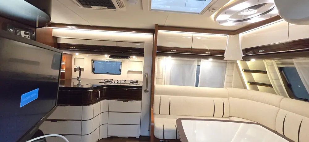 Occasion TABBERT CELLINI 750 HTD SLIDE OUT 14