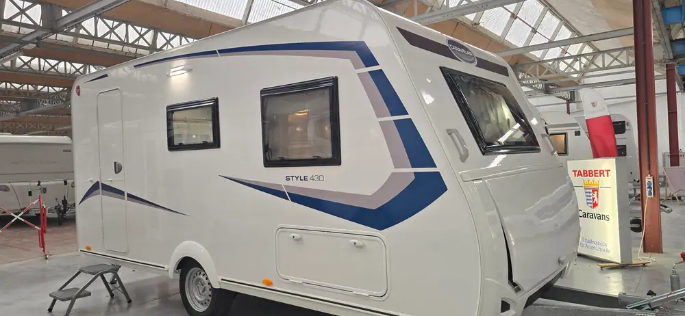 Occasie CARAVELAIR ALBA 430 STYLE 1