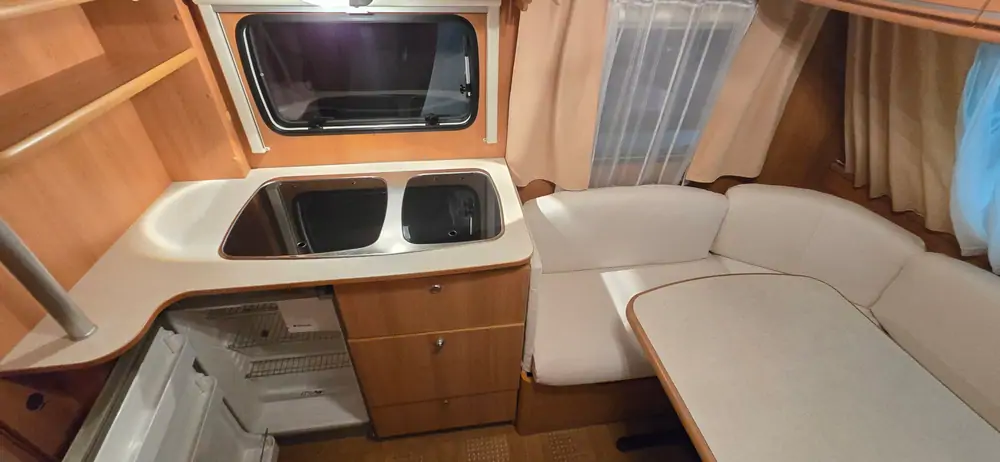 Occasion CARAVELAIR EMERAUDE 450 9