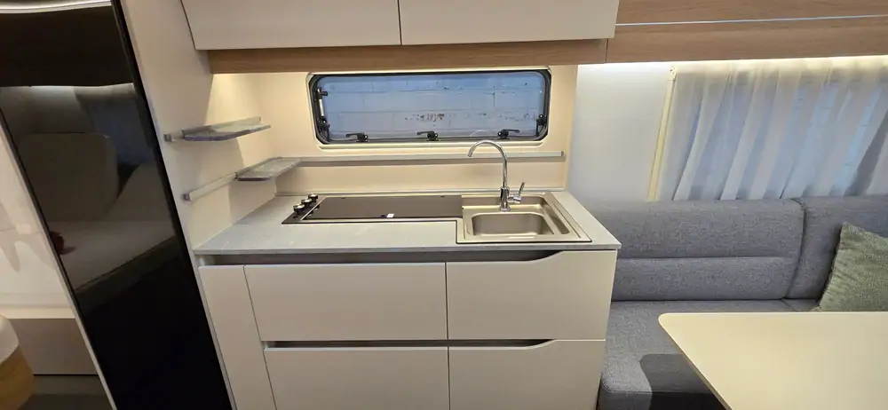 Occasion ADRIA ADORA 613 HT 9
