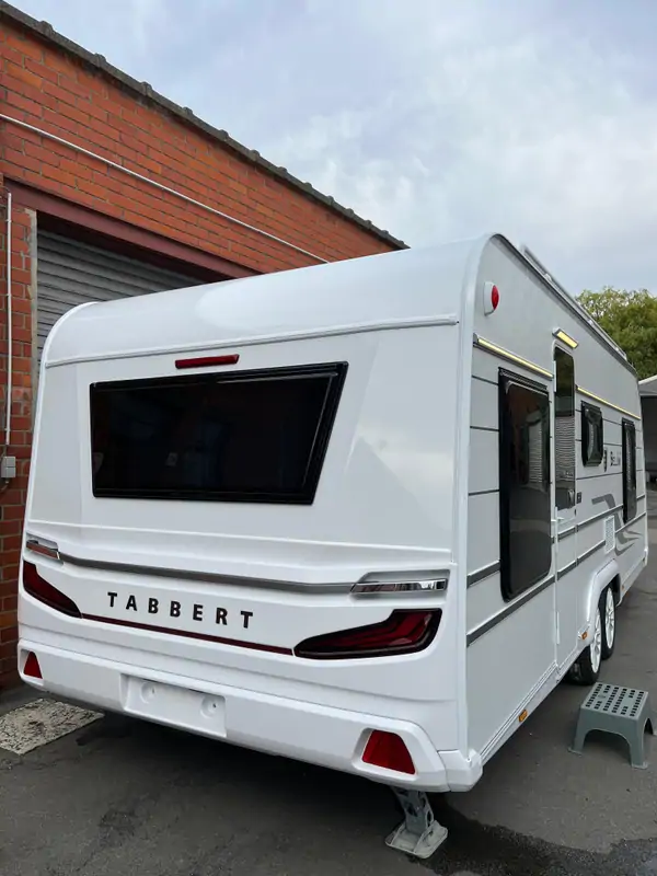 Nouveau TABBERT BELLINI 590 SDQ/F 2