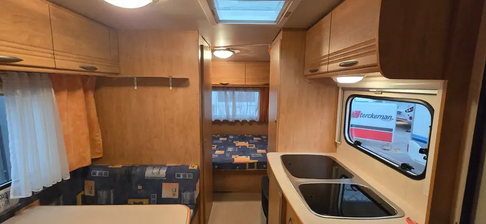 Occasie CARAVELAIR ANTARES 426 FAMILY 6