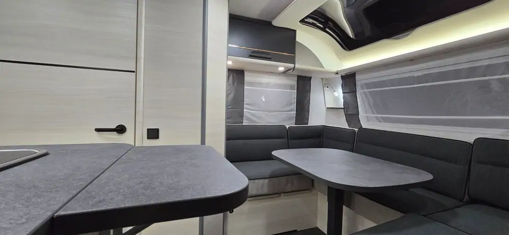 Nouveau CARAVELAIR 520 EXCLUSIVE LINE 12