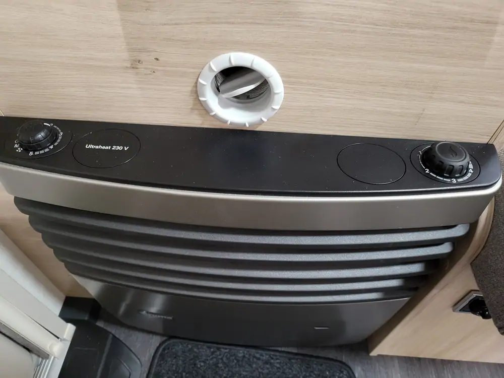 Occasion CARAVELAIR Antares Titanium 430 11