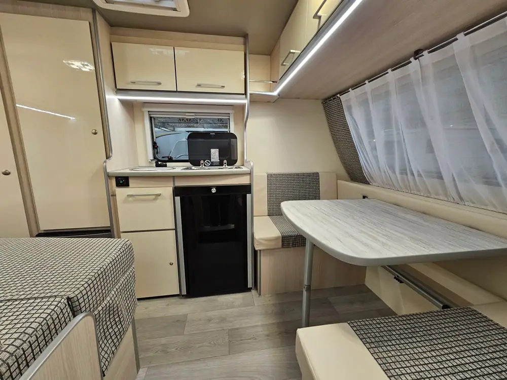 Nouveau ACROSS PREMIUM 330 DS 15