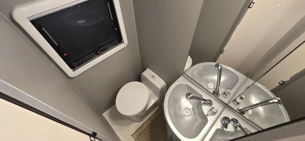 Nouveau ACROSS PREMIUM 330 DS LW 6