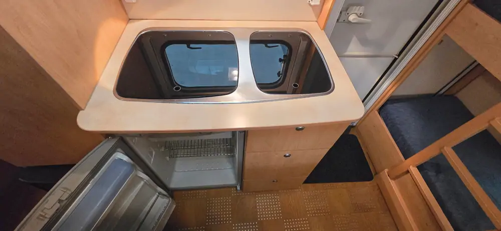 Occasion CARAVELAIR ALBA ANTARES 426 FAMILY 9