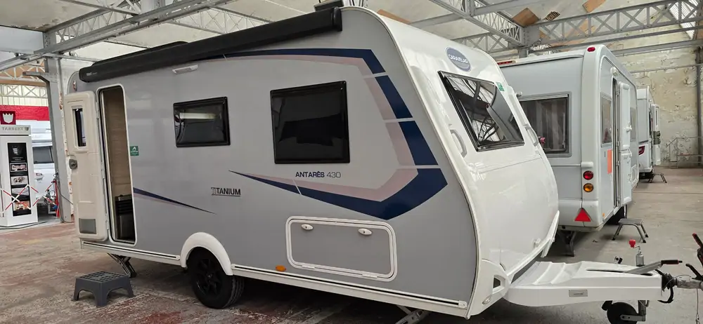 Occasion CARAVELAIR Antares Titanium 430 1