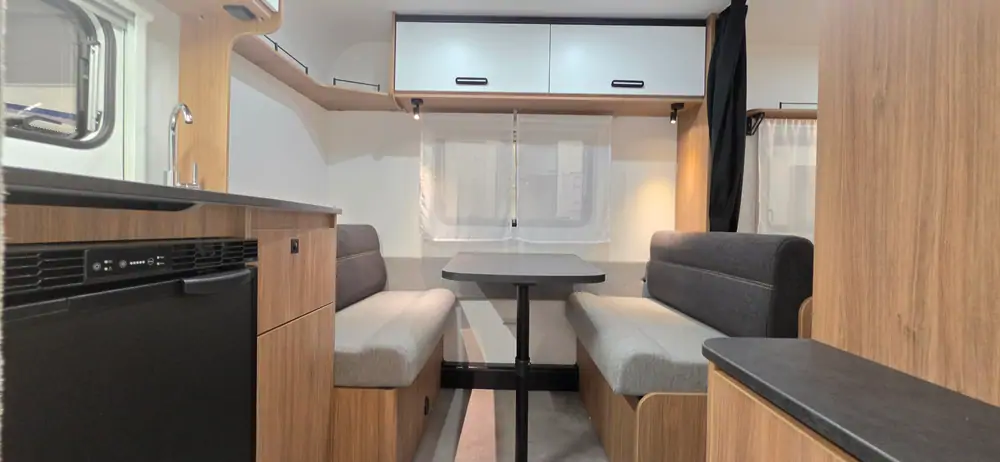 Nouveau CARAVELAIR ALBA 410 11