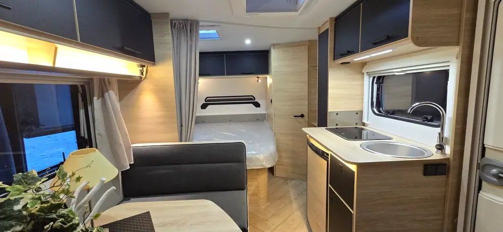 Nouveau CARAVELAIR 420 SPORT LINE 7