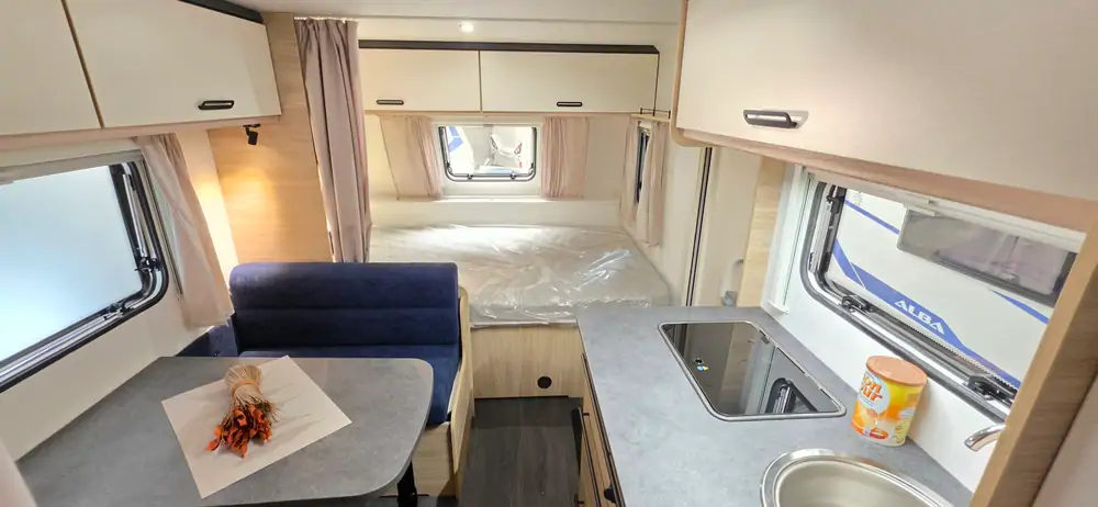 Nouveau CARAVELAIR 496 ALBA 4