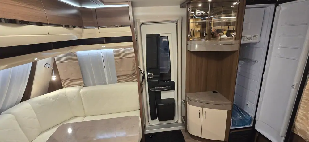 Occasion HOBBY PRESTIGE 560 7