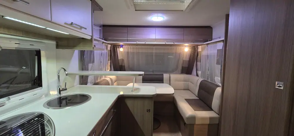 Occasie CARAVELAIR Allegra 475 4