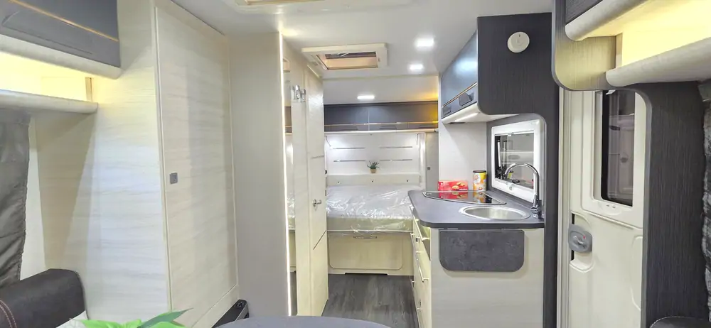 Nieuw CARAVELAIR ARTICA 490 VIP 6