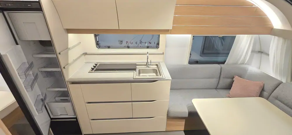 Occasion ADRIA Adora 613 UT 13