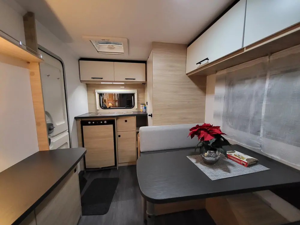 Nieuw CARAVELAIR ALBA 400 4