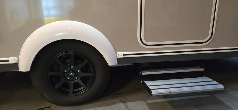 Nouveau CARAVELAIR Artica 542 5