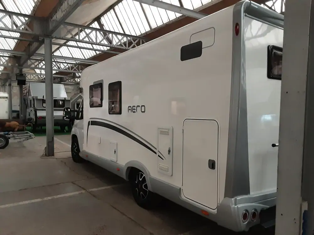 Nieuw ACROSS CAR AERO 680 CD 140CV 4