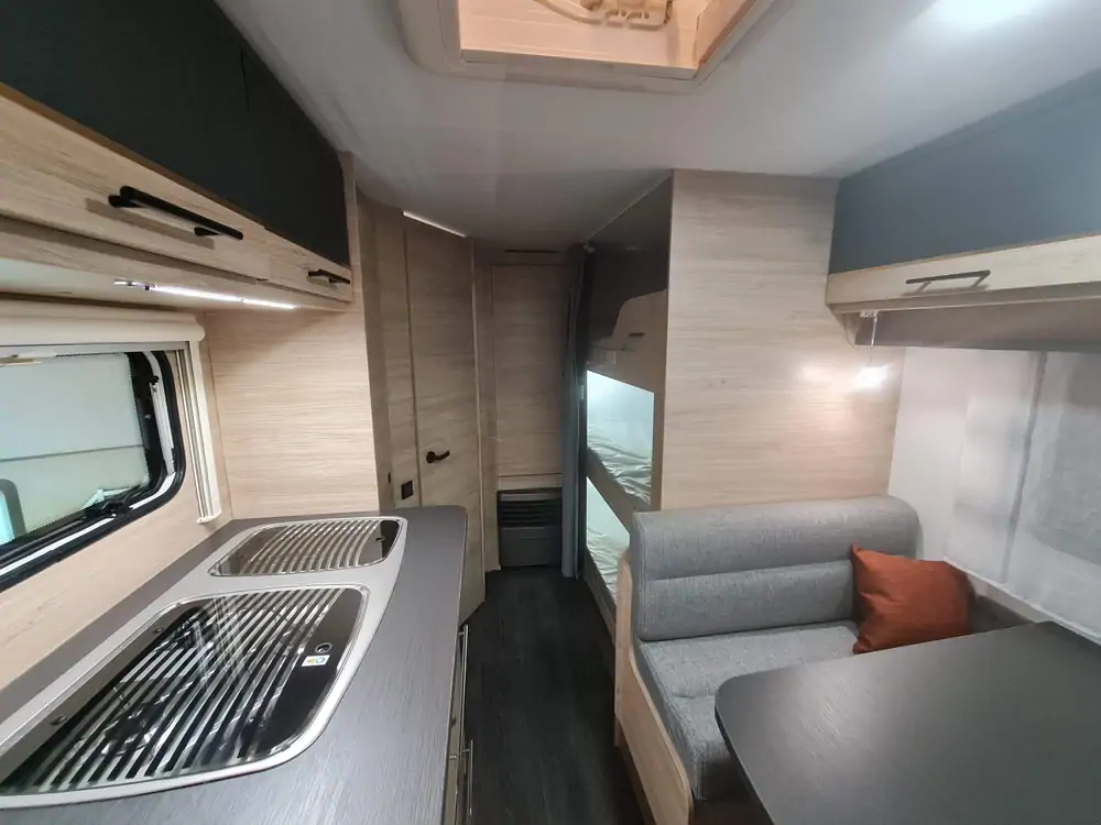 Nouveau CARAVELAIR ALBA 497 STYLE 9