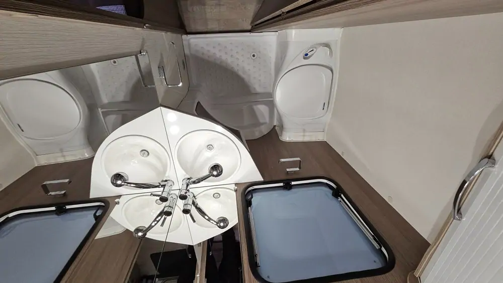 Occasion CARAVELAIR ALLEGRA 486 FAMILY 11