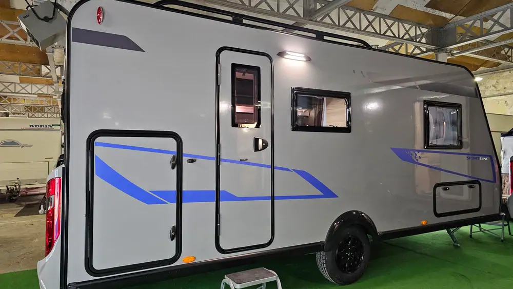 Nieuw CARAVELAIR 486 SPORT LINE 2