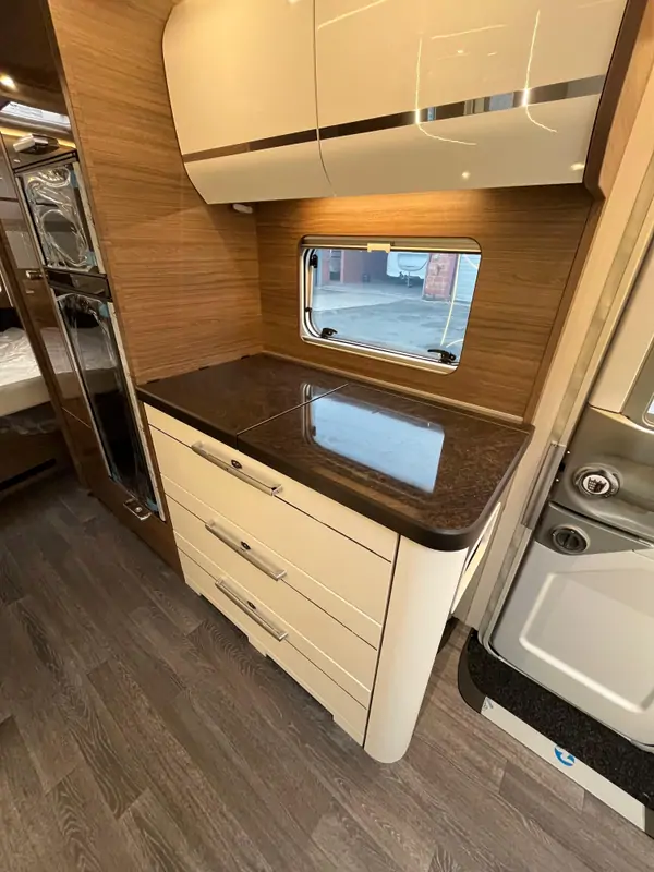 Nouveau TABBERT BELLINI 590 SDQ/F 12