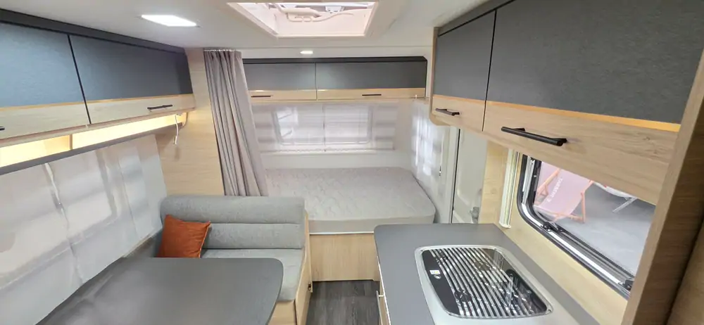 Occasie CARAVELAIR ALBA 497 STYLE 4