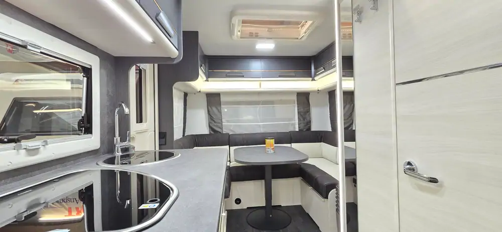 Nieuw CARAVELAIR ARTICA 490 6