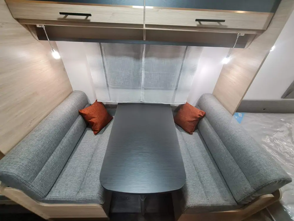 Occasion CARAVELAIR ALBA 497 STYLE 8