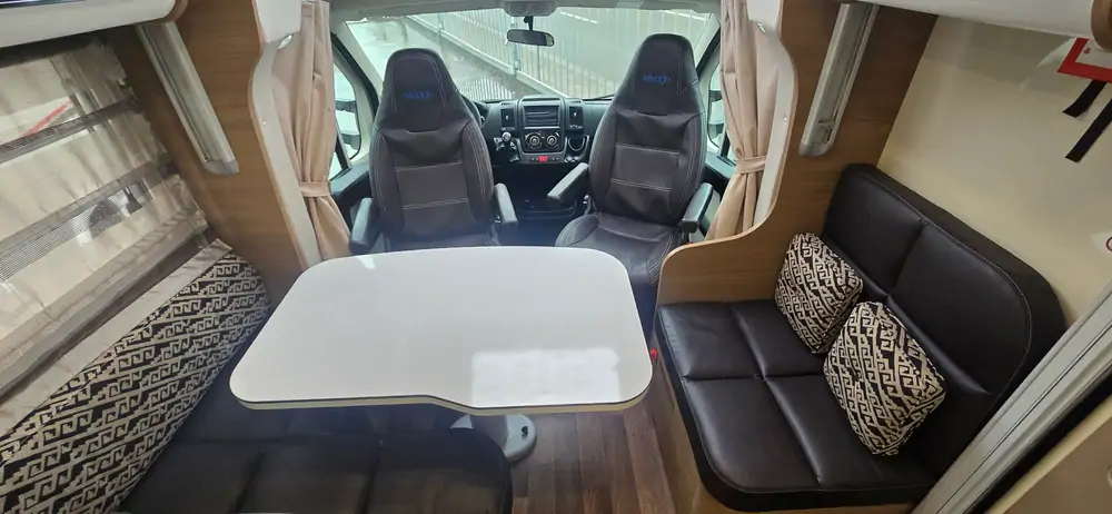 Occasion ELNAGH T-LOFT 591 12