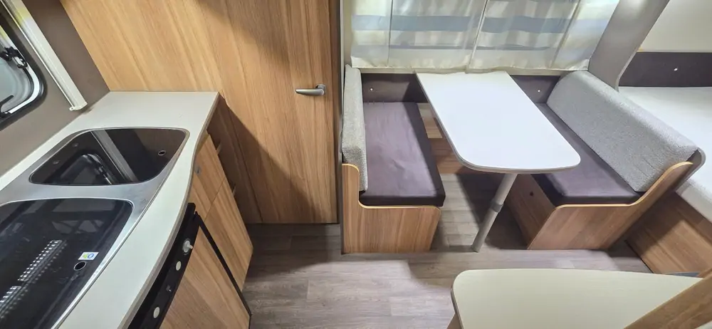Occasion CARAVELAIR ANTARES 400 9