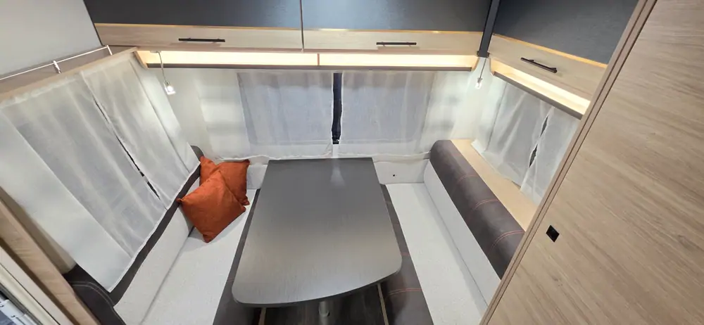 Occasie CARAVELAIR ANTARES TITANIUM 470 6