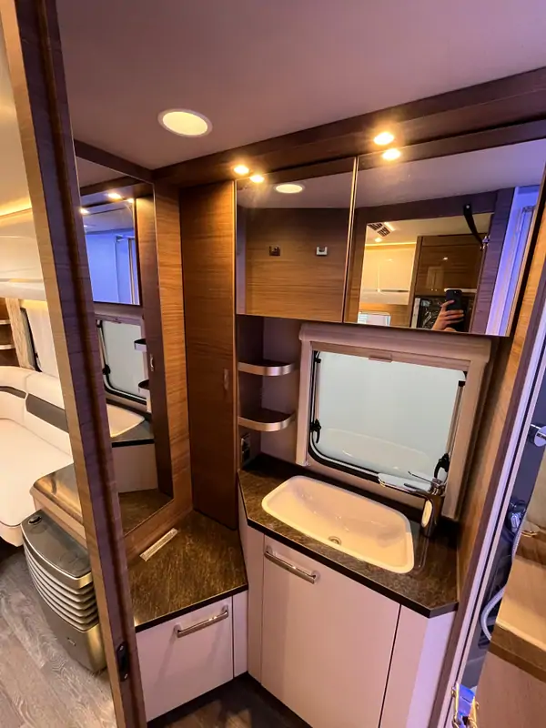 Nouveau TABBERT BELLINI 590 SDQ/F 11